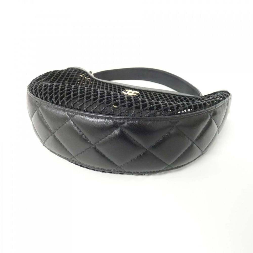 CHANEL Authentic Black Wallet - Picture 3 of 9
